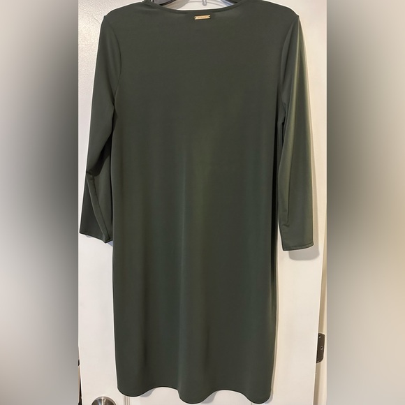 NWT Michael Kors Shift Dress with Split Sleeves - Size M - Picture 4 of 4